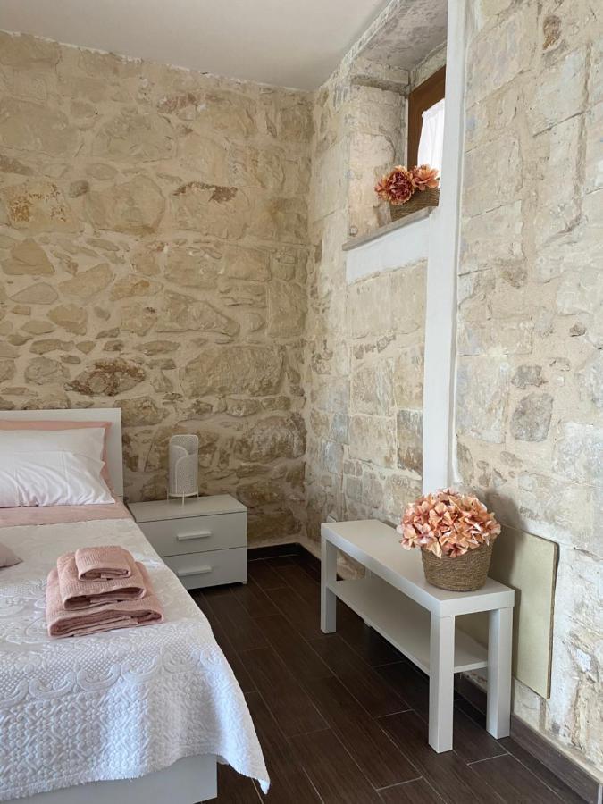 Mary Home Sicily Deluxe Ragusa Eksteriør billede